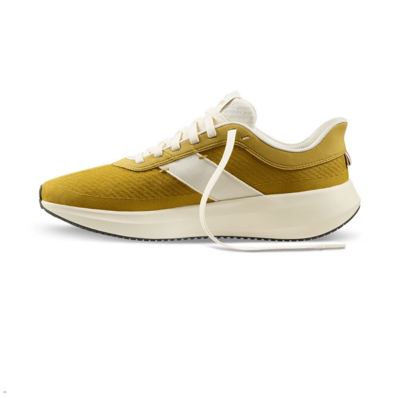 Tracksmith Eliot Runner Gold/Ivory USA | PAW-950624