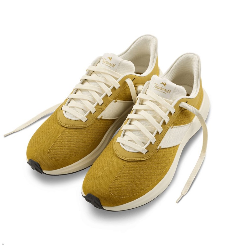 Tracksmith Eliot Runner Gold/Ivory USA | PAW-950624